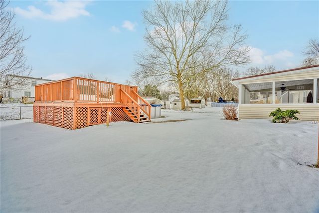 193 Hawthorne Circle, Farmington, NY 14425