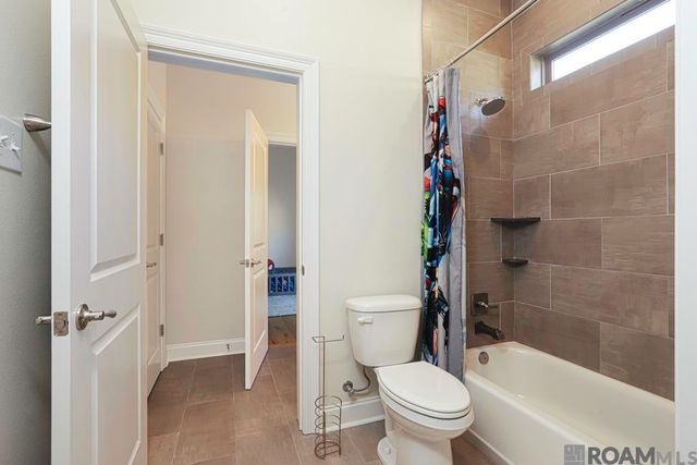 6291 Royal Lakes Estates Avenue, Gonzales, LA 70737