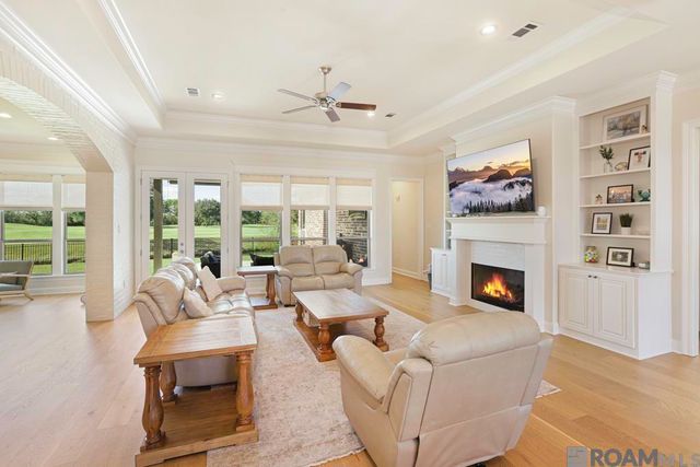 6291 Royal Lakes Estates Avenue, Gonzales, LA 70737