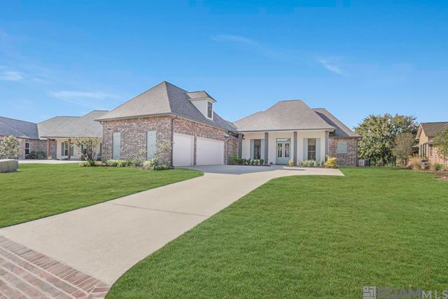 6291 Royal Lakes Estates Avenue, Gonzales, LA 70737