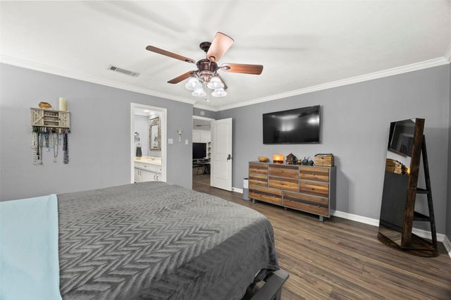 2938 Brookdale Drive, Houston, TX 77339