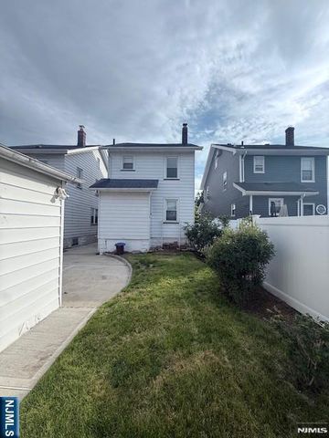 16 Beaver Avenue, North Arlington, NJ 07031