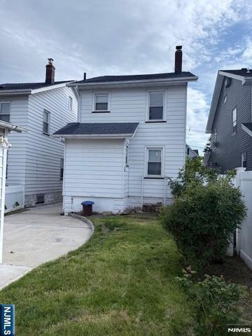16 Beaver Avenue, North Arlington, NJ 07031