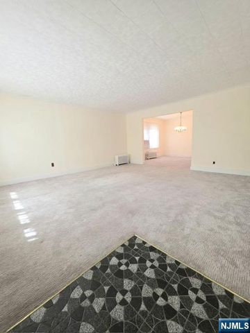 16 Beaver Avenue, North Arlington, NJ 07031