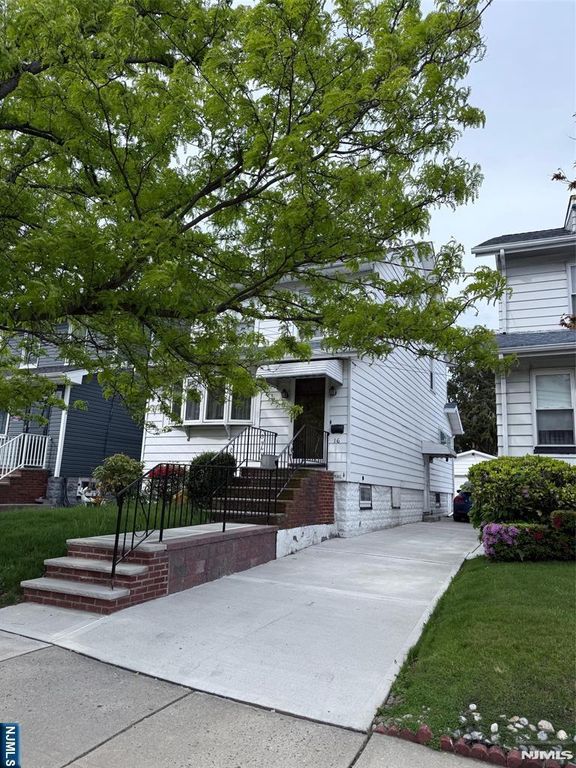 16 Beaver Avenue, North Arlington, NJ 07031