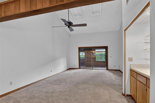 2025 SYLVESTER ROAD E1, Lakeland, FL 33803