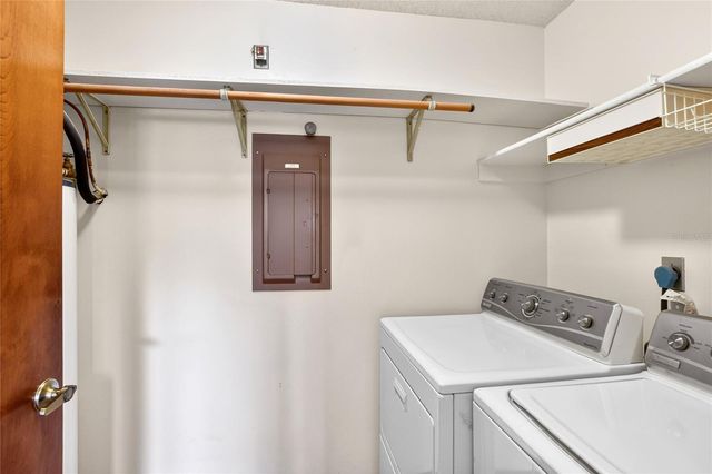 2025 SYLVESTER ROAD E1, Lakeland, FL 33803