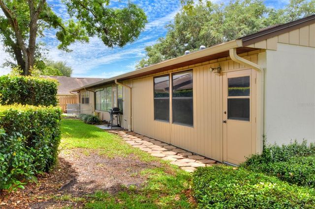 2025 SYLVESTER ROAD E1, Lakeland, FL 33803