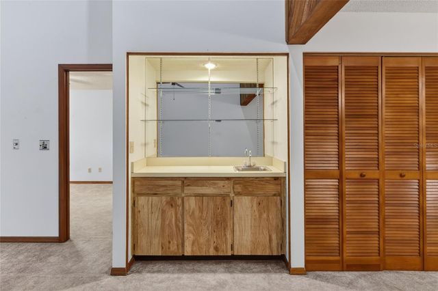 2025 SYLVESTER ROAD E1, Lakeland, FL 33803