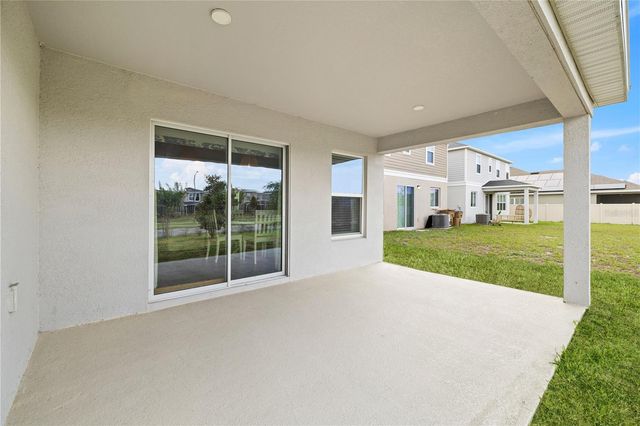 915 OVERPOOL AVENUE, Davenport, FL 33896