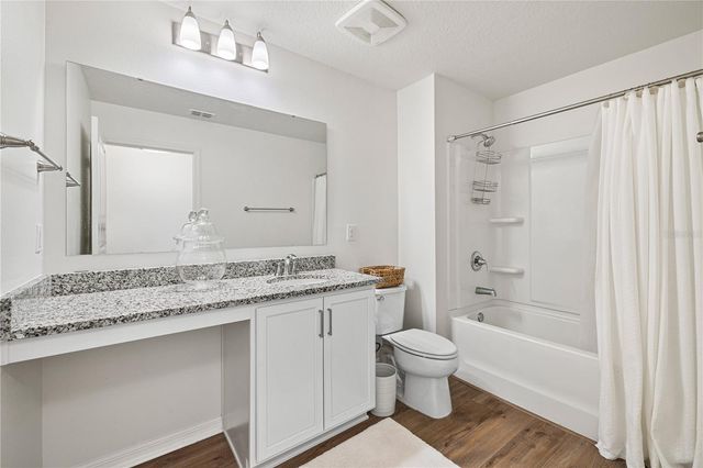 915 OVERPOOL AVENUE, Davenport, FL 33896
