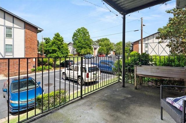 6851 Roswell Road M5, Sandy Springs, GA 30328