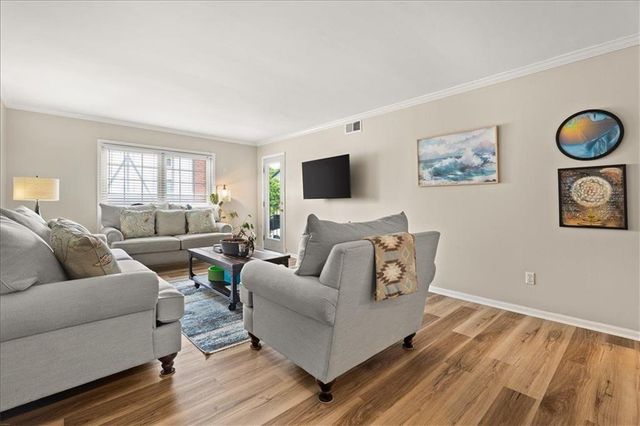 6851 Roswell Road M5, Sandy Springs, GA 30328