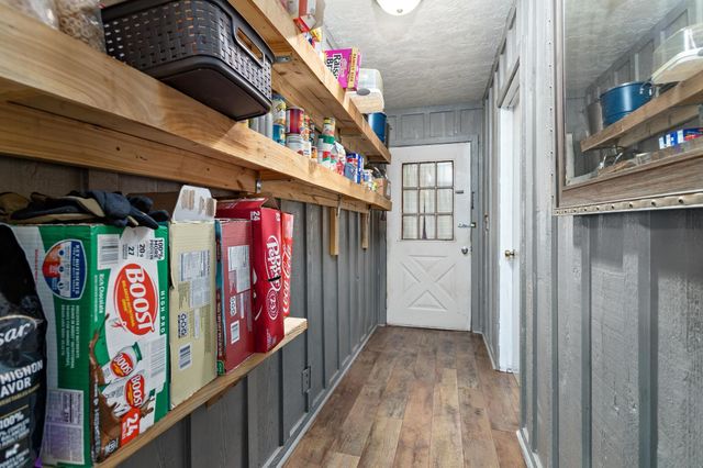 19088 Dove Meadows, Fannett, TX 77705