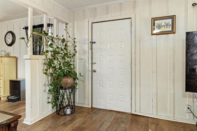 19088 Dove Meadows, Fannett, TX 77705