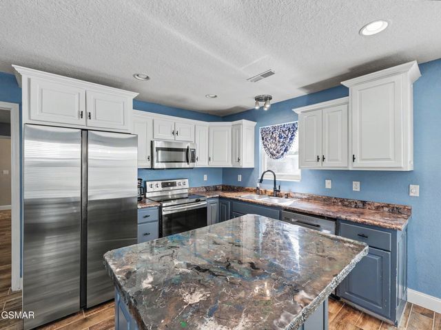 1351 Wisteria Lane, Sevierville, TN 37862