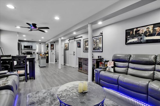8537 W Winona Street, Chicago, IL 60656