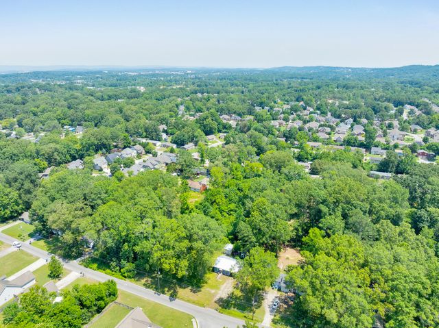 8331 Oak Drive, Chattanooga, TN 37421
