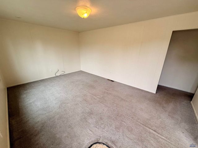 406 E ADAMS, Rapid City, SD 57701