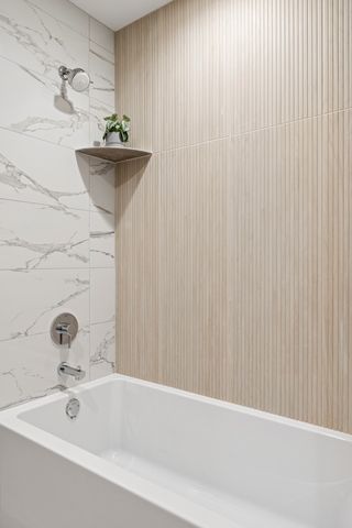 3951 N Wayne Avenue 206, Chicago, IL 60613