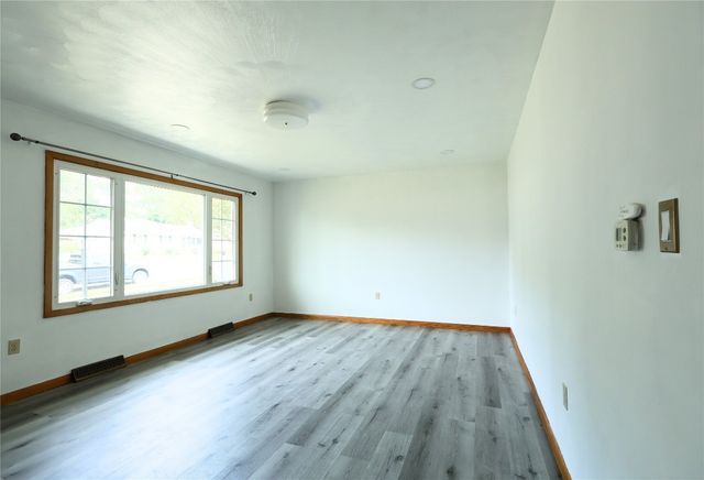 4002 HARVARD Road, Erie, PA 16509