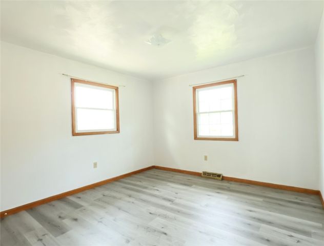 4002 HARVARD Road, Erie, PA 16509