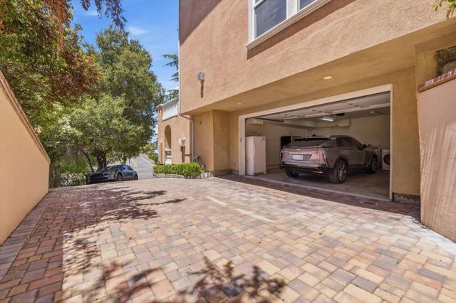 16220 Alum Rock Avenue, San Jose, CA 95127