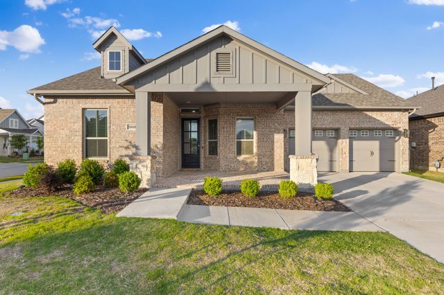 8808 Royal Star Road, Rowlett, TX 75089