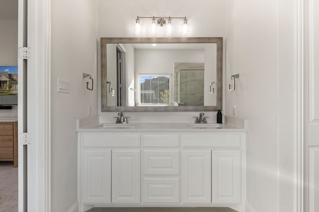 8808 Royal Star Road, Rowlett, TX 75089