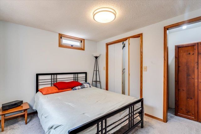 1433 N Estate Rd, Peck, KS 67120