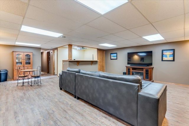 1433 N Estate Rd, Peck, KS 67120