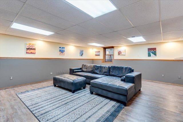 1433 N Estate Rd, Peck, KS 67120
