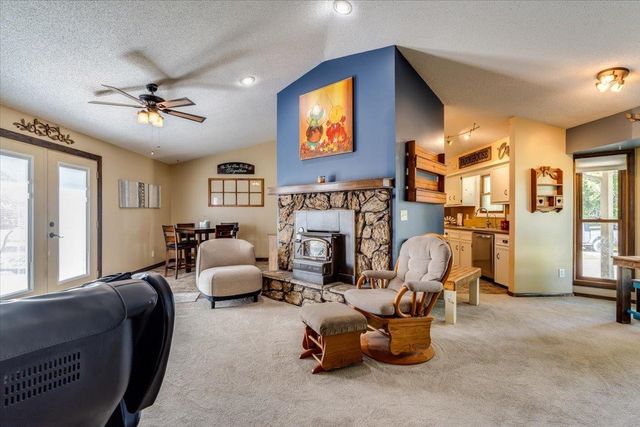 1433 N Estate Rd, Peck, KS 67120