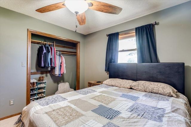 1433 N Estate Rd, Peck, KS 67120