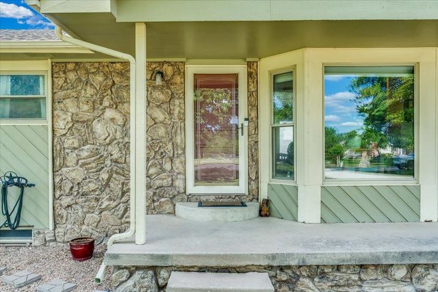 1433 N Estate Rd, Peck, KS 67120