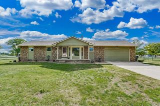 1433 N Estate Rd, Peck, KS 67120