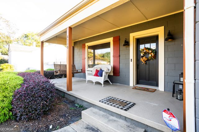 6118 Newton Drive NE, Covington, GA 30014