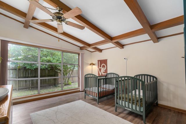 1901 S Cedarbrook Avenue, Springfield, MO 65804