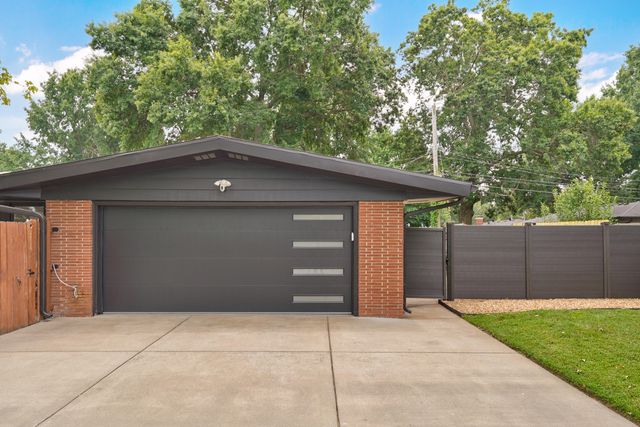 1901 S Cedarbrook Avenue, Springfield, MO 65804