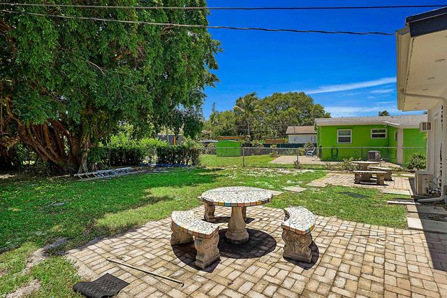 354 Manchester Street, Boca Raton, FL 33487