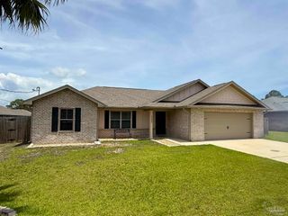 1792 Galvez Dr, Gulf Breeze, FL 32563