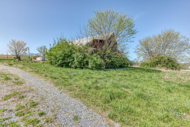 191 White Top Road, Bluff City, TN 37618