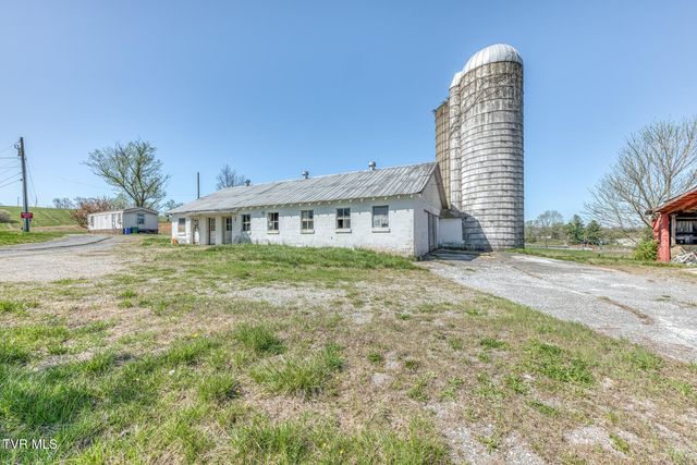 191 White Top Road, Bluff City, TN 37618