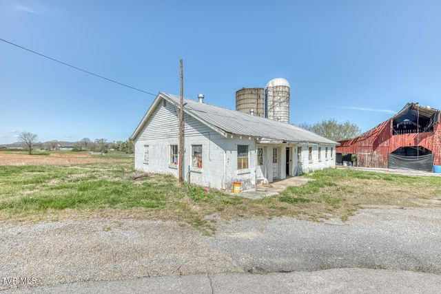 191 White Top Road, Bluff City, TN 37618