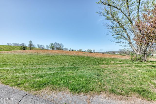191 White Top Road, Bluff City, TN 37618