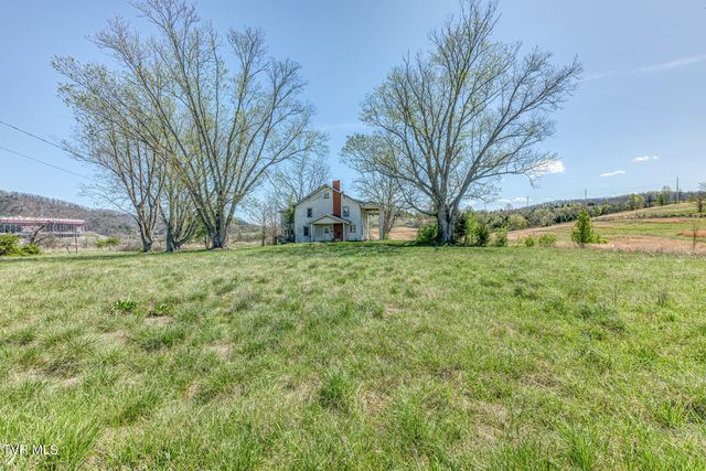 191 White Top Road, Bluff City, TN 37618