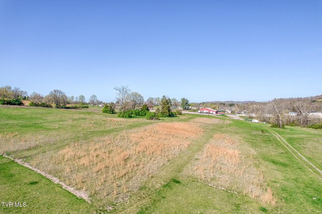 191 White Top Road, Bluff City, TN 37618