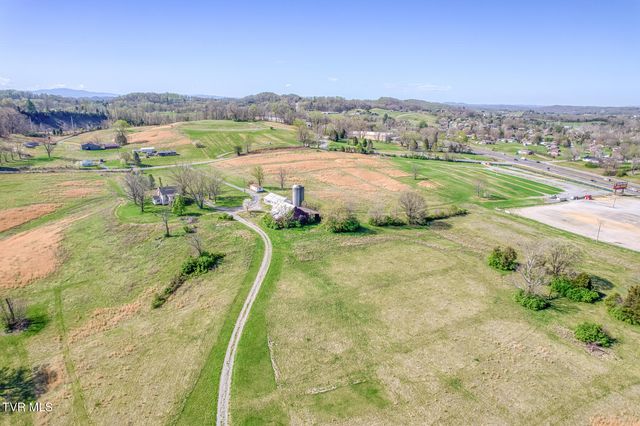 191 White Top Road, Bluff City, TN 37618