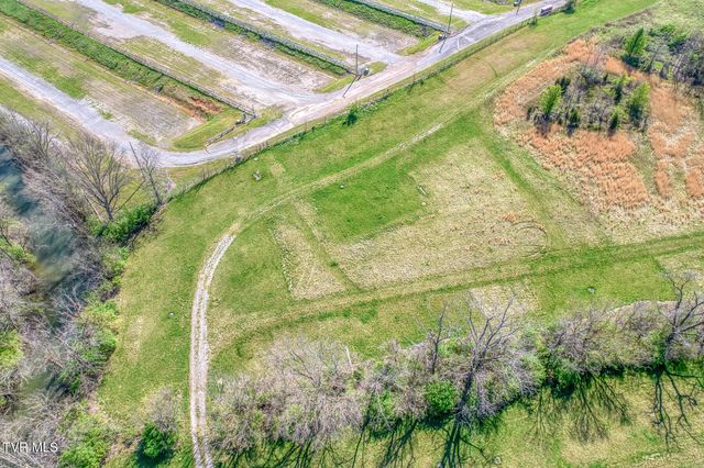 191 White Top Road, Bluff City, TN 37618