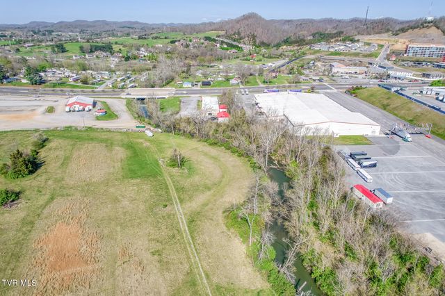 191 White Top Road, Bluff City, TN 37618
